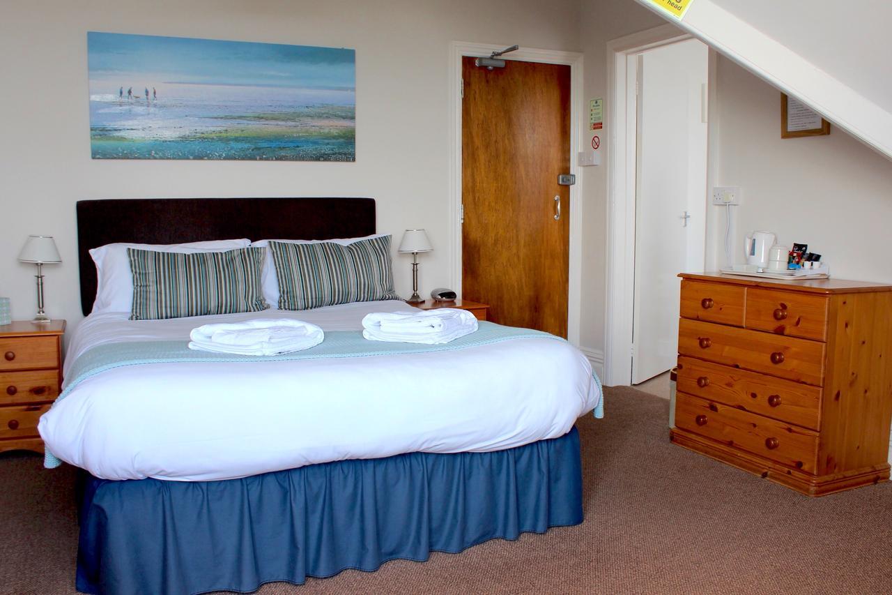 By The Sea Bed And Breakfast Eastbourne Exterior photo