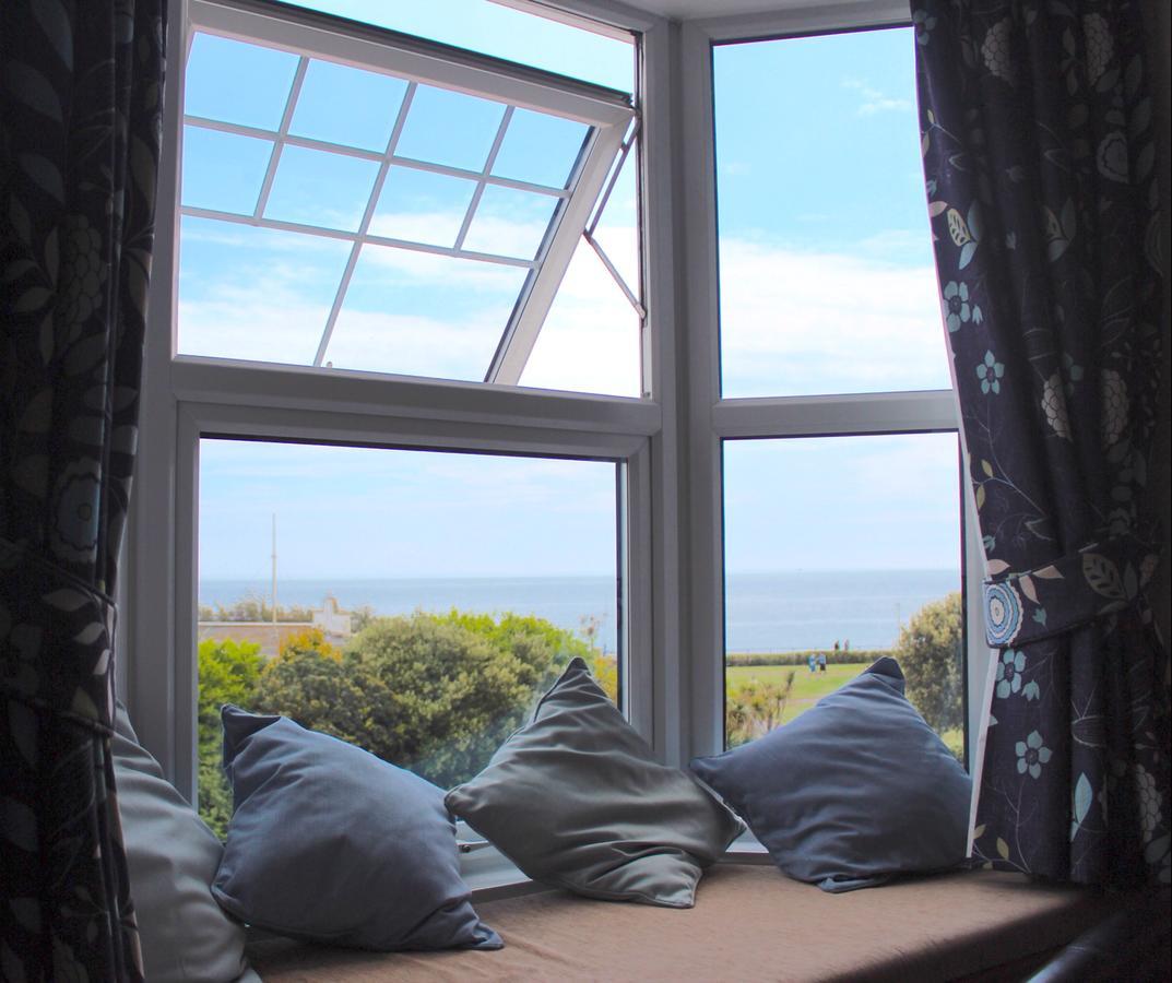 By The Sea Bed And Breakfast Eastbourne Exterior photo